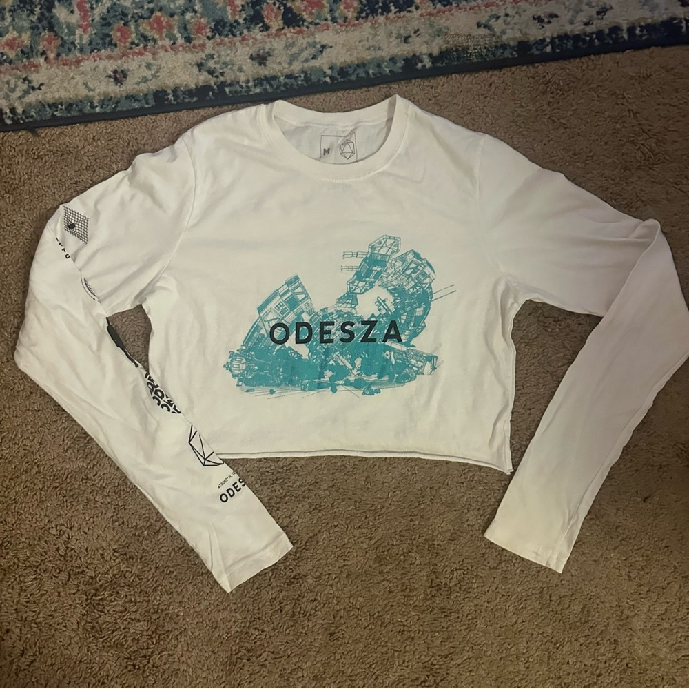 Odesza White Cropped Long Sleeve Tee with Teal Graphic